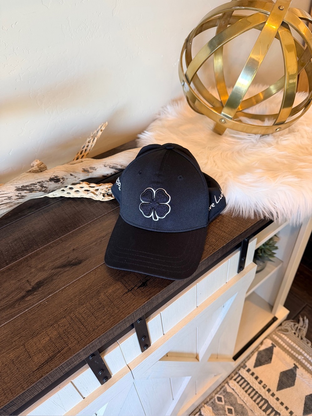 Black Clover X Top Golf Memory Fit Golf Hat S/M Black Cap Embroidered Live Lucky